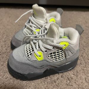 Toddler Jordan's